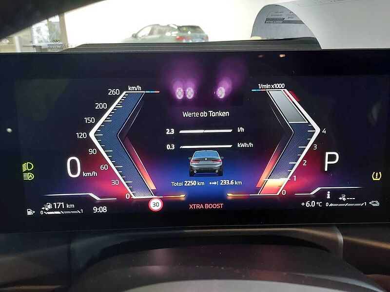 BMW 330e xDr. M Sport HUD ACC SurView. Lenkradh. HiFi 330 Sportpaket Bluetooth Navi LED Klima Aktivlenkung Standhzg PDC el. Fenster