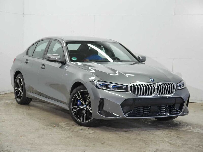BMW 330e xDr. M Sport HUD ACC SurView. Lenkradh. HiFi 330 Sportpaket Bluetooth Navi LED Klima Aktivlenkung Standhzg PDC el. Fenster