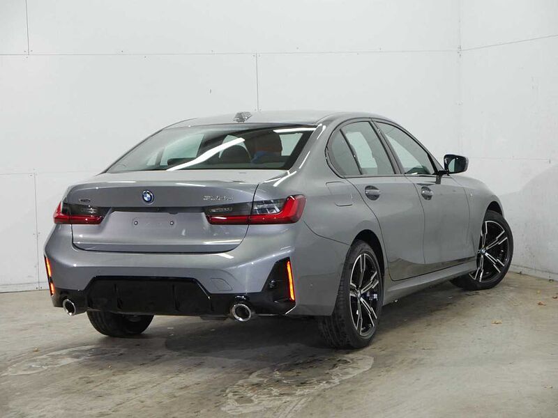 BMW 330e xDr. M Sport HUD ACC SurView. Lenkradh. HiFi 330 Sportpaket Bluetooth Navi LED Klima Aktivlenkung Standhzg PDC el. Fenster