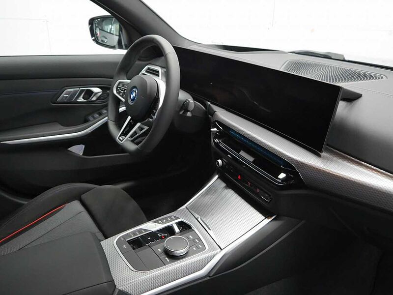 BMW 330e xDr. M Sport HUD ACC SurView. Lenkradh. HiFi 330 Sportpaket Bluetooth Navi LED Klima Aktivlenkung Standhzg PDC el. Fenster