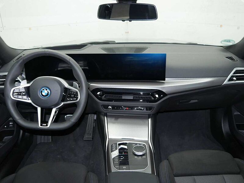 BMW 330e xDr. M Sport HUD ACC SurView. Lenkradh. HiFi 330 Sportpaket Bluetooth Navi LED Klima Aktivlenkung Standhzg PDC el. Fenster