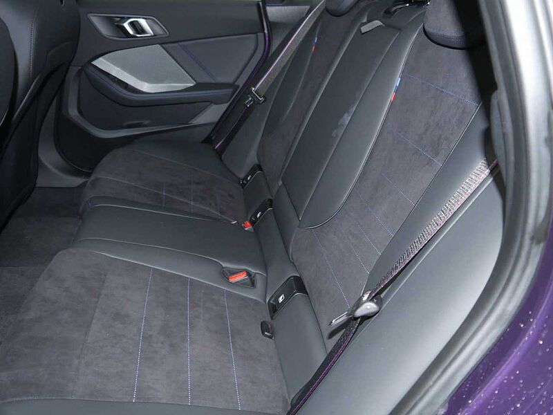 BMW M235 xDr. GC. Pro ACC SurView PanoD. Lenkradh.19' HUD Gran Coupé PanoD. Lenkradh.19' Sportpaket Bluetooth Navi LED Klima PDC el. Fenste