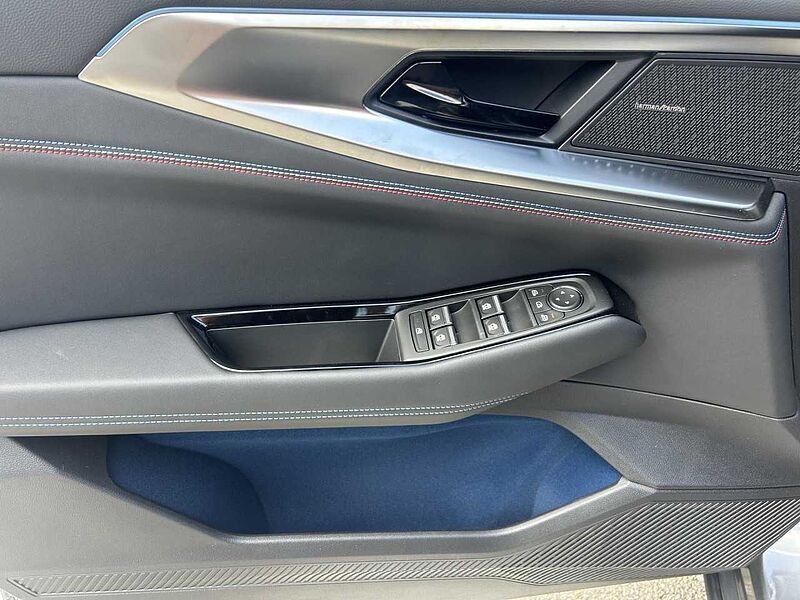 Renault Rafale Esprit Alpine E-Tech Plug-in Hybrid 300 ACC