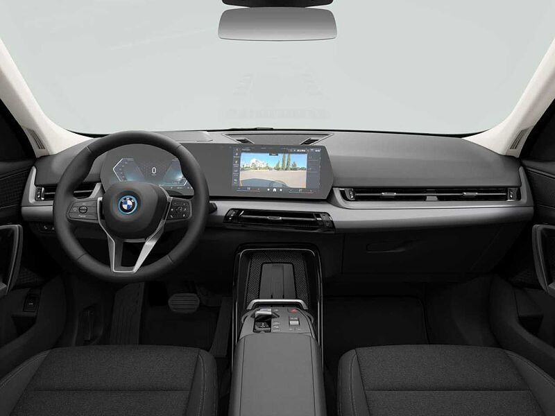 BMW iX1 xDrive 30 KomfZ AdapLED HUD PaAs Plus LiveProf
