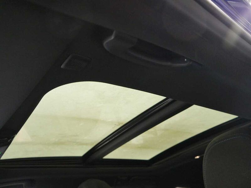 BMW 330e xDr. T.M Sport Pro HUD ACC PanoDach HiFi AHK 330 Sportpaket Bluetooth Navi LED Klima Aktivlenkung Standhzg PDC el. Fenster