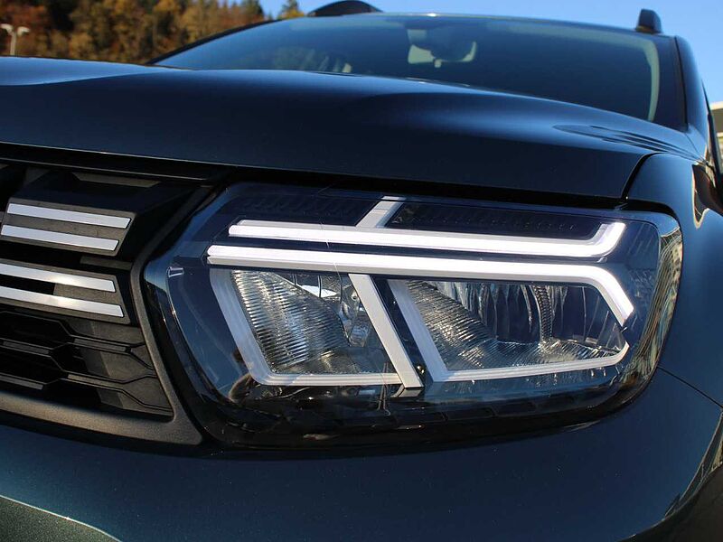 Dacia Duster TCe 150 EDC Extreme Navi AHK LED 360Kamera