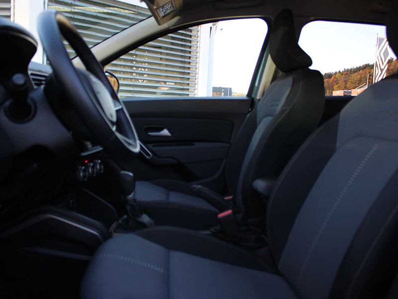 Dacia Duster TCe 150 EDC Extreme Navi AHK LED 360Kamera