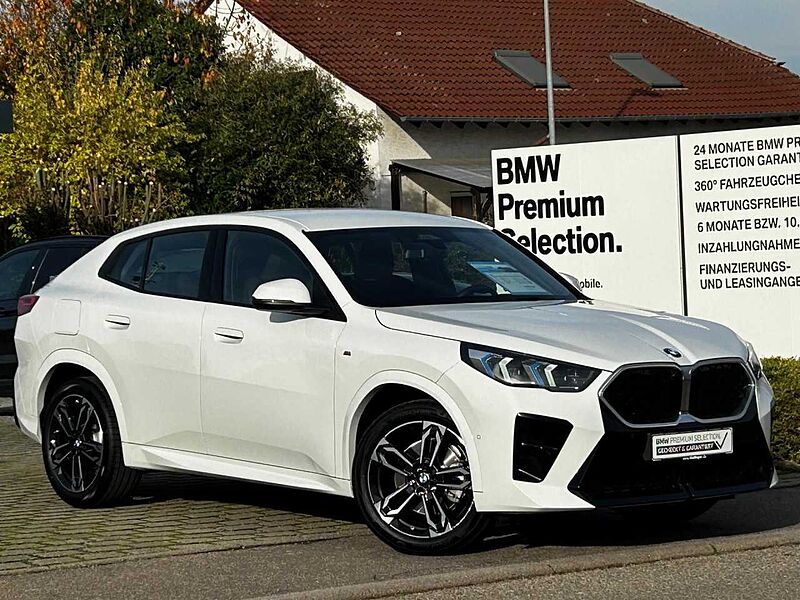 BMW X2 s20i M Sport HUD ACC SuView LiveProf. Lenkh.19 Sportpaket Bluetooth Navi LED Klima PDC el. Fenster