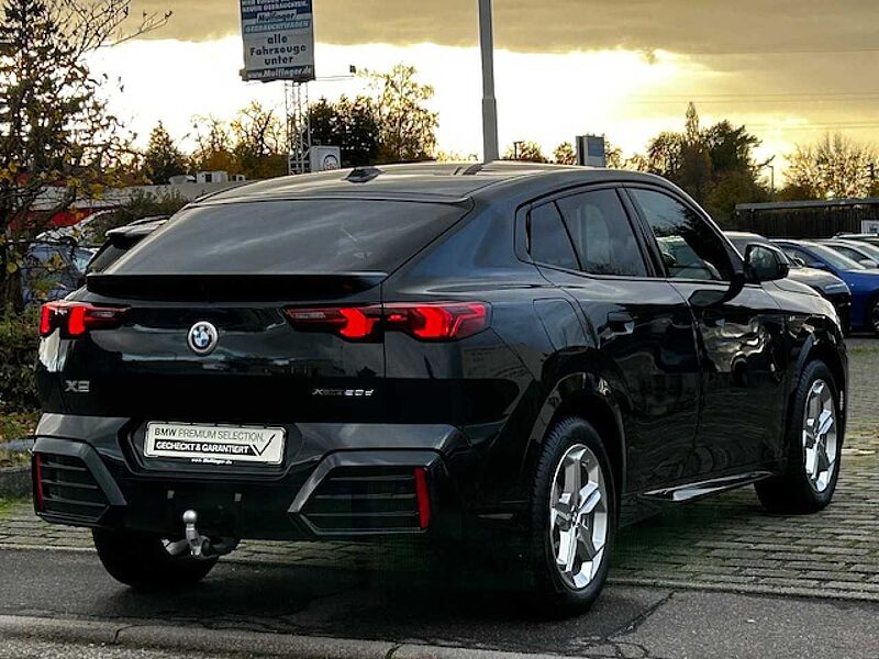 BMW X2 xDrive20d M Sport ACC HUD IconGlow. SuView. AHK Sportpaket Bluetooth Navi LED Vollleder Klima PDC el. Fenster