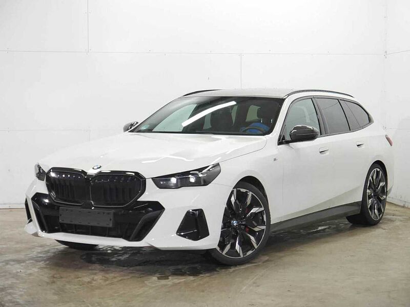 BMW 520d T. M Sport Pro Carbon IntAktivL. PanoD. AHK21' 520 IntAktivL. PanoD. AHK21' Sportpaket Bluetooth HUD Navi LED Klima Aktivlenkung