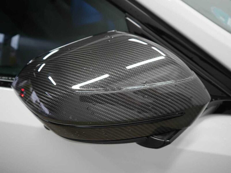 BMW 520d T. M Sport Pro Carbon IntAktivL. PanoD. AHK21' 520 IntAktivL. PanoD. AHK21' Sportpaket Bluetooth HUD Navi LED Klima Aktivlenkung