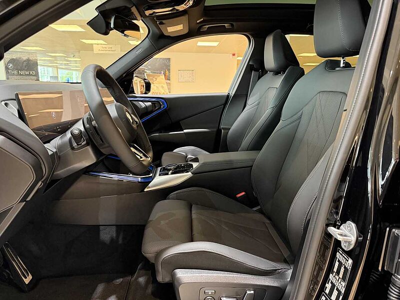 BMW X3 20d xDr. M Sport Pro HUD ACC PanoD. Icon. Glow AHK M