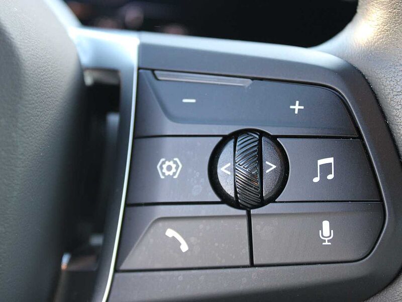 BMW iX1 x30 xLine HUD ACC LiveProf. SurView Ad-LED