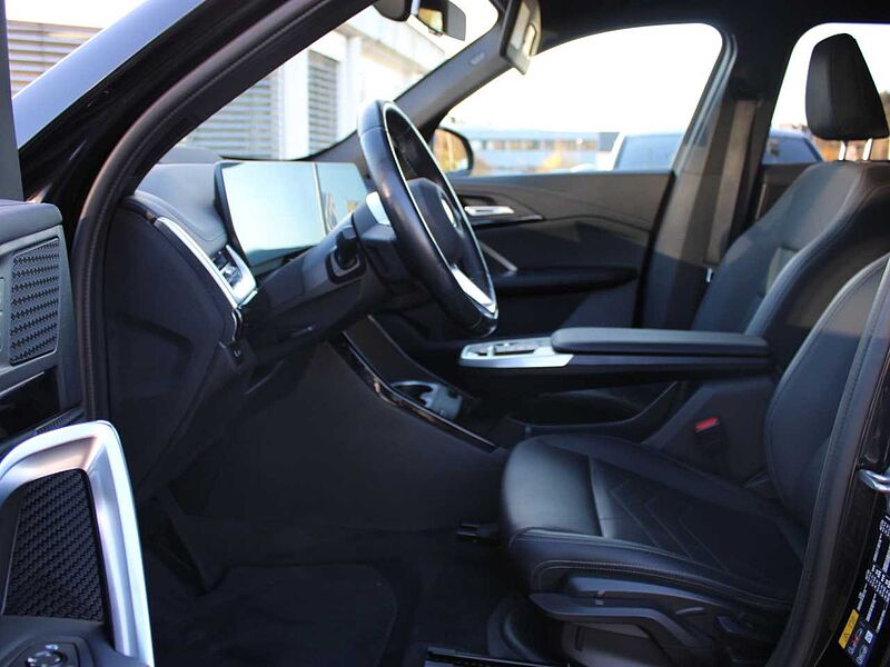 BMW iX1 x30 xLine HUD ACC LiveProf. SurView Ad-LED