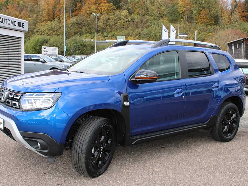 Dacia Duster TCe 130 Extreme AHK Navi LED Sitzheiz.