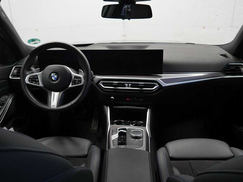 BMW 330i T. M Sport HUD ACC Kamera LiveProf. Komf. HiFi 330