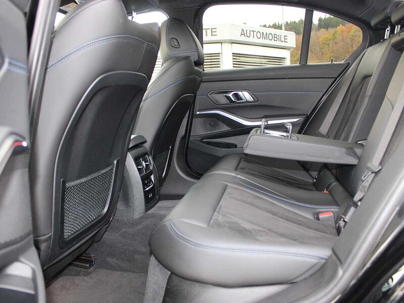 BMW 330i Lim xDrive MSport AHK Standhzg HiFi Glasd 330