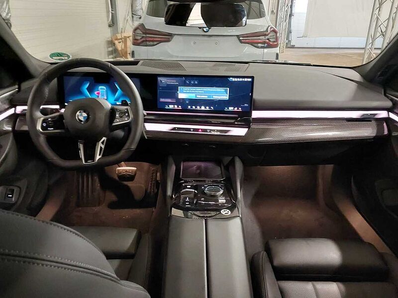 BMW 540d xDr. M Sport Pro ACC Standh. SuView. B&W AHK HUD 540 Sportpaket Bluetooth Navi LED Vollleder Klima Standhzg PDC el. Fenster
