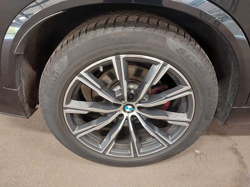 BMW X5 x40d M Sport Pro ACC P-Prof. IntAktiv. SkyLoung Sportpaket Bluetooth HUD Navi LED Vollleder Klima Luftfederung Aktivlenkung PDC