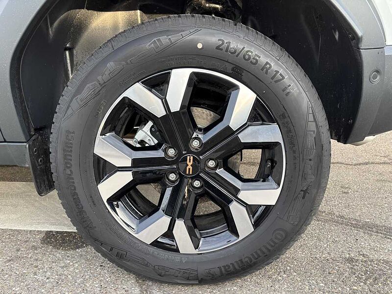 Dacia Extreme TCe 130 4X4 SHZ NAVI Lenkradh. Multiview Duster Bluetooth LED Klima Einparkhilfe el. Fenster