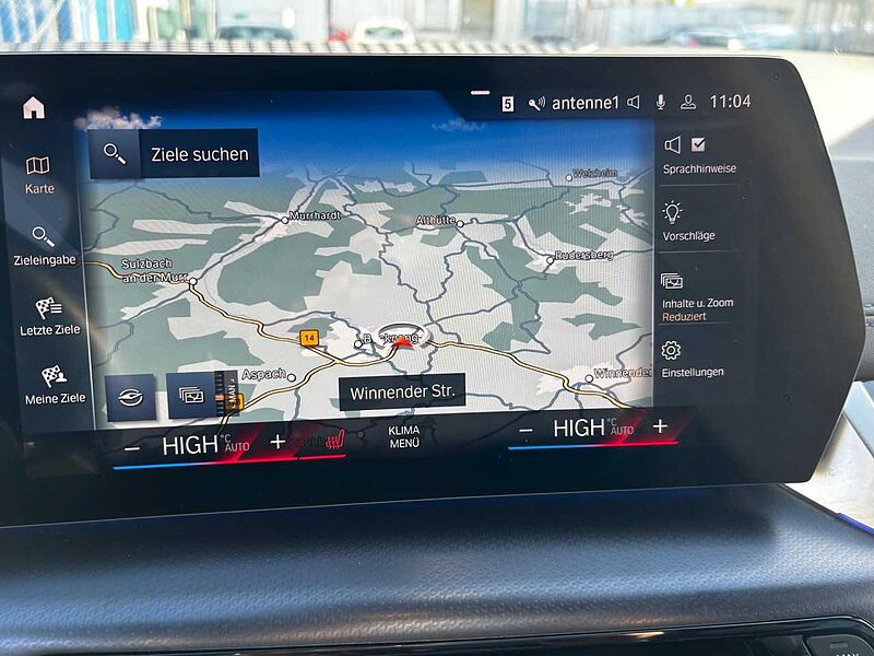 BMW 230e xDr. AT. M Sport HUD ACC SuView H/K PanoD.19' 230 Active Tourer PanoD.19' Sportpaket Bluetooth Navi LED Klima Standhzg PDC el.