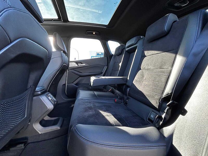 BMW 230e xDr. AT. M Sport HUD ACC SuView H/K PanoD.19' 230 Active Tourer PanoD.19' Sportpaket Bluetooth Navi LED Klima Standhzg PDC el.