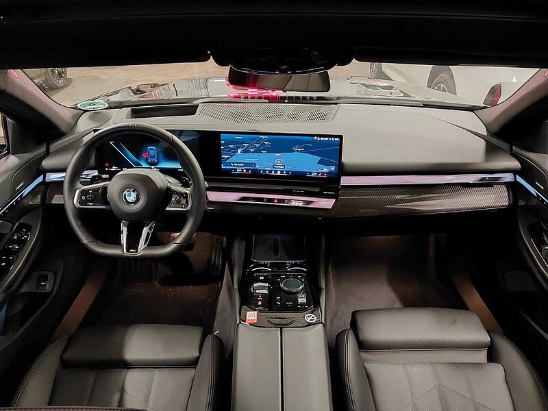 BMW 520d xDr. M Sport PanoD. Standh. AHK SuView HUD ACC 520