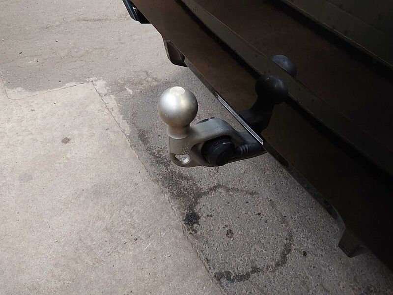 BMW 520d xDr. M Sport PanoD. Standh. AHK SuView HUD ACC 520