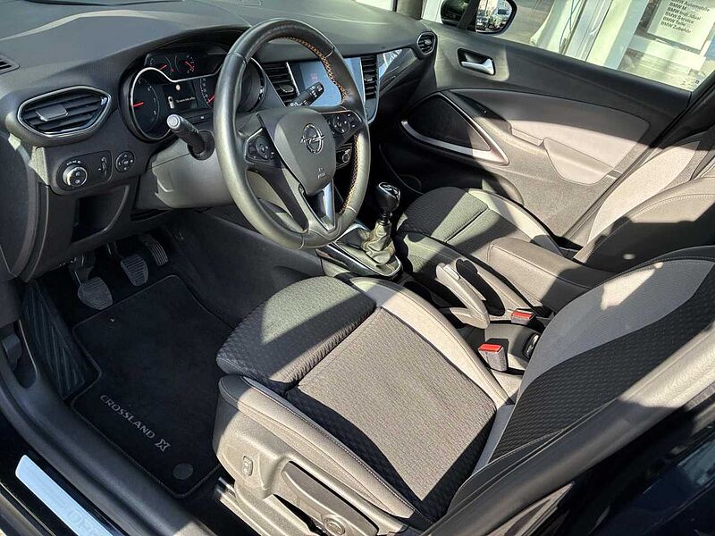 Opel Crossland X Head-Up KomfZ. Kamera Sitzh. AppleCar Bluetooth Head Up Display Navi LED Klima Einparkhilfe el. Fenster