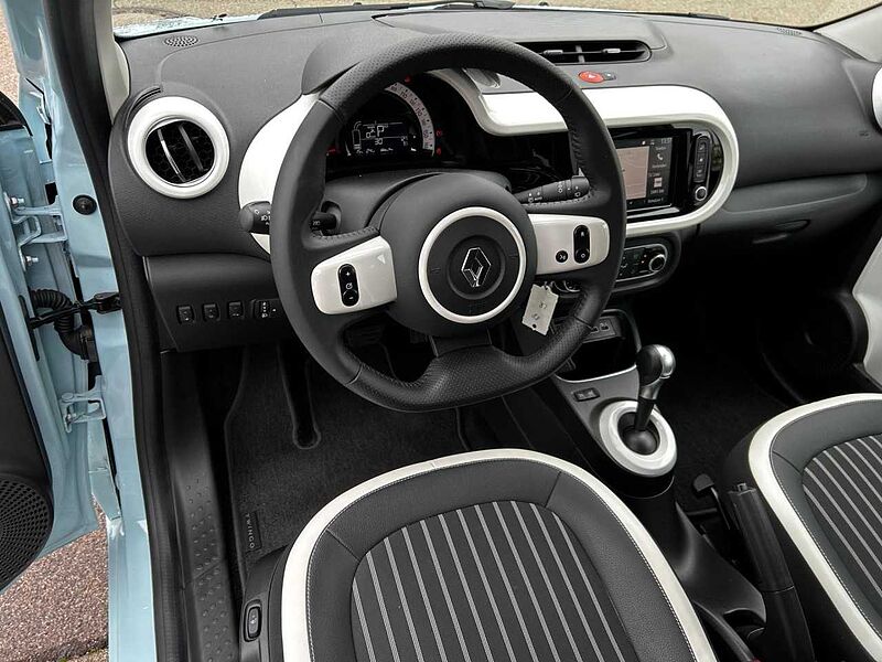 Renault Twingo Electric Techno Sitzh. Kamera Klima Apple Bluetooth Navi Einparkhilfe el. Fenster