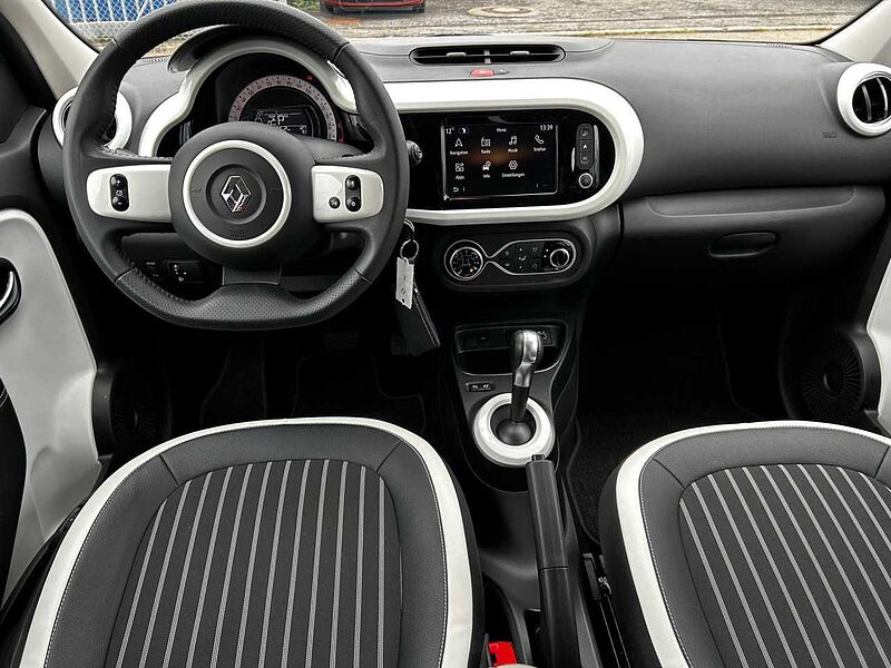 Renault Twingo Electric Techno Sitzh. Kamera Klima Apple Bluetooth Navi Einparkhilfe el. Fenster
