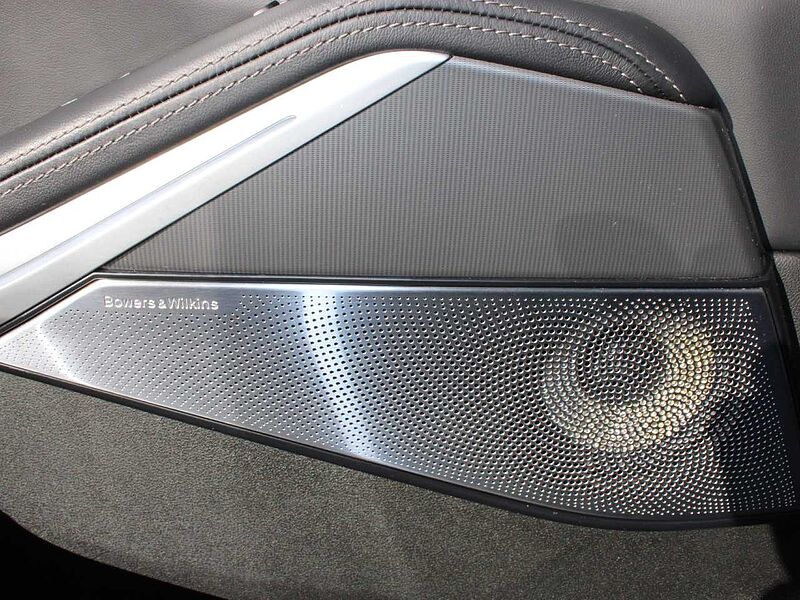 BMW X5 x45e M Sitz PanoD. B+W 360° Laser Luft Sitzbel