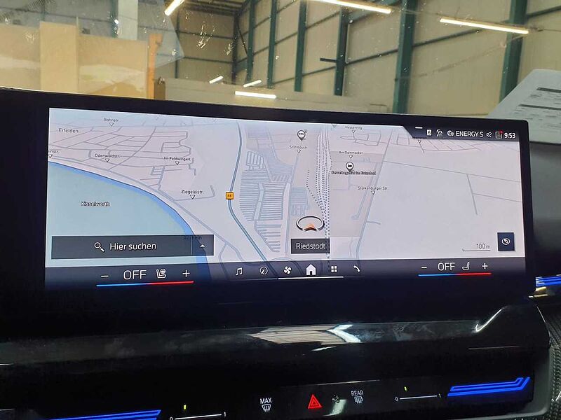 BMW 520d xDr. M Sport Pro PanoD. Standh. KomfSitze+Bel. 520 Sportpaket Bluetooth HUD Navi LED Vollleder Klima Standhzg PDC el. Fenster